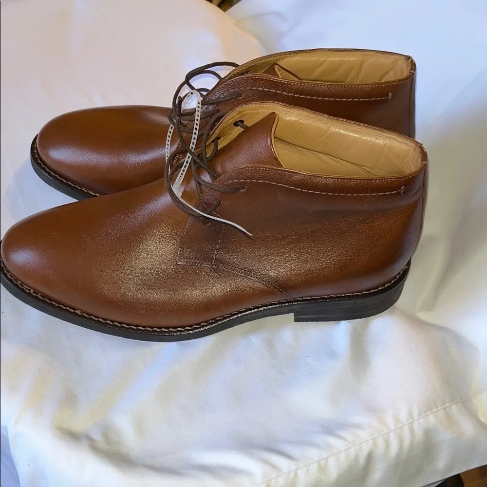 Flag Ltd Elegant Brown Leather Chukka Boots for Men